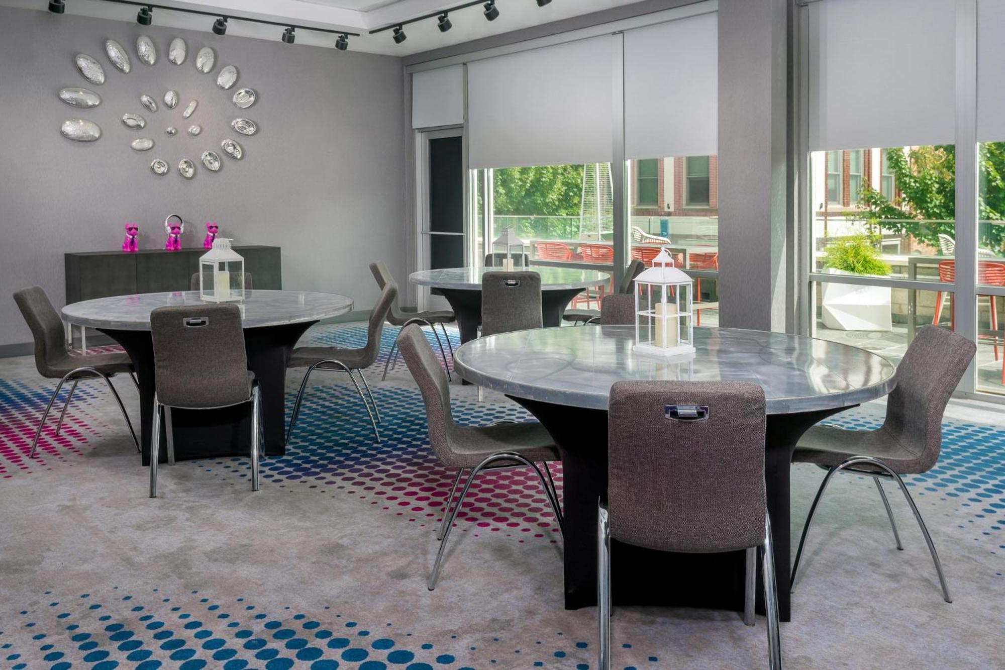 Aloft Asheville Downtown מראה חיצוני תמונה